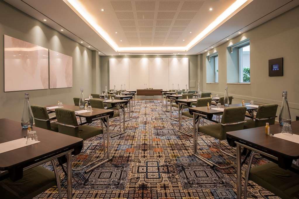 Doubletree By Hilton Brussels City 設備 写真